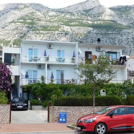 Jacky Apartment Makarska